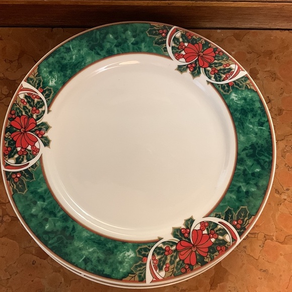 Vintage Gibson Everyday Christmas Dinner Plates Set of 4 Marble Holly - Picture 2 of 6